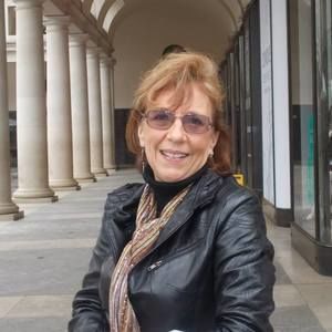 Meet your Posher, Sandi